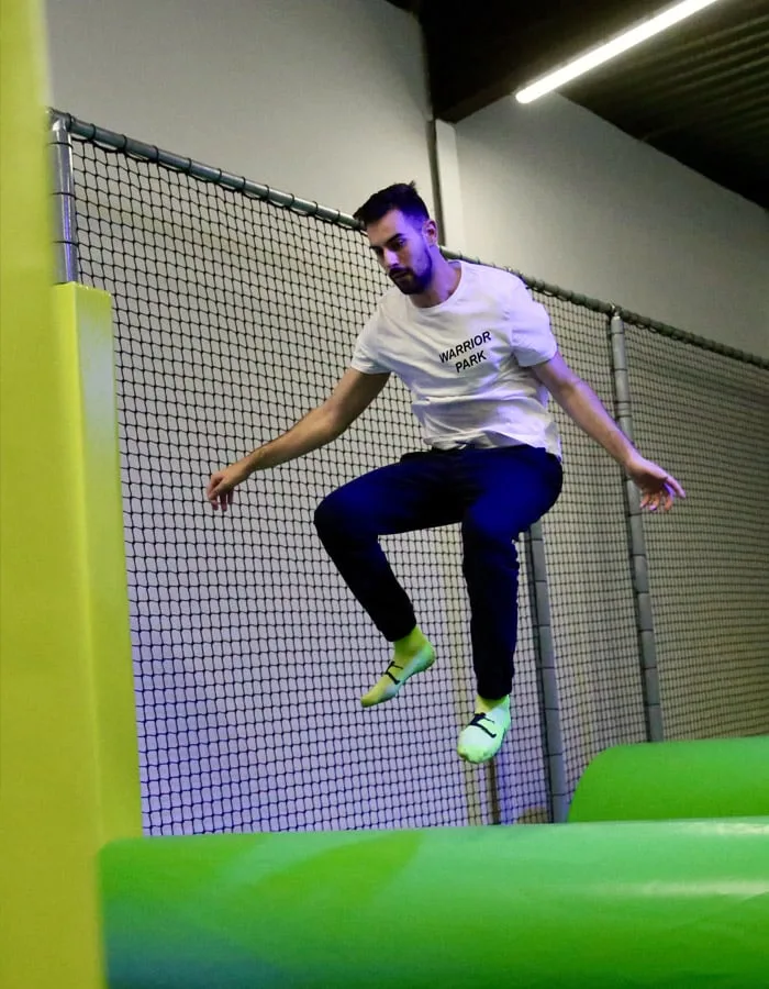 Course d’obstacles entre les rouleaux verts du Big Bounce